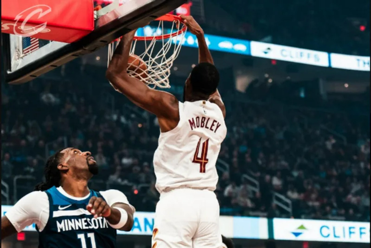 Οι Καβαλίερς 128-107 τους Τίμπεργουλβς, παρά τη 44άρα του Έντουαρντς (vid)