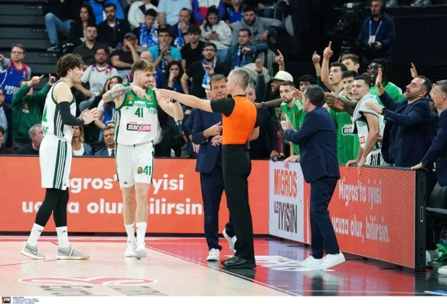 Παναθηναϊκός-Εφές: Οι διαιτητές του 5ου αγώνα