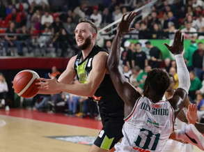 Ανάσα για την Καρσίγιακα, 92-76 την ομάδα του θετικού Ρογκαβόπουλου