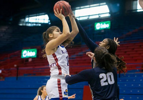 NCAA: Double double από τη Χατζηλεοντή