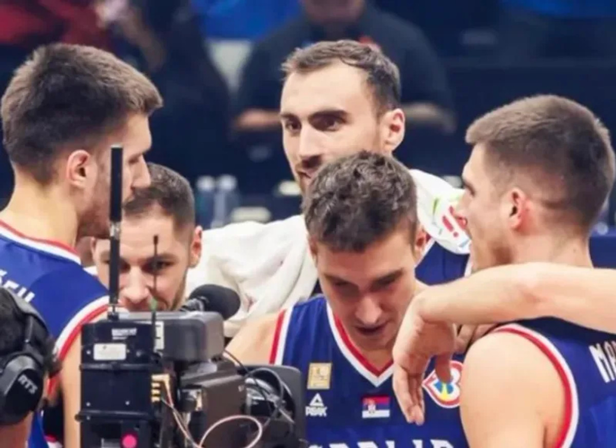 Η Σερβία 79-67 την Πολωνία, πριν από τον αγώνα με την Ελλάδα