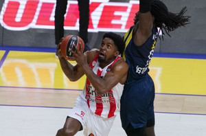 Φενέρμπαχτσε-Ολυμπιακός 73-69: Ισοφάριση και όλα θα κριθούν στο ΣΕΦ!