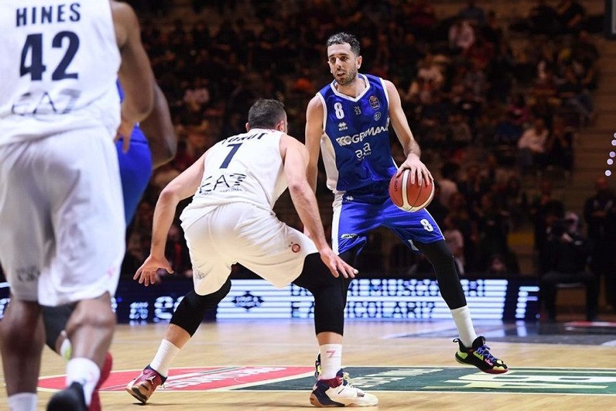 Η Μπρέσια πέταξε έξω από το Κύπελλο με 75-72 την Αρμάνι Μιλάνο!