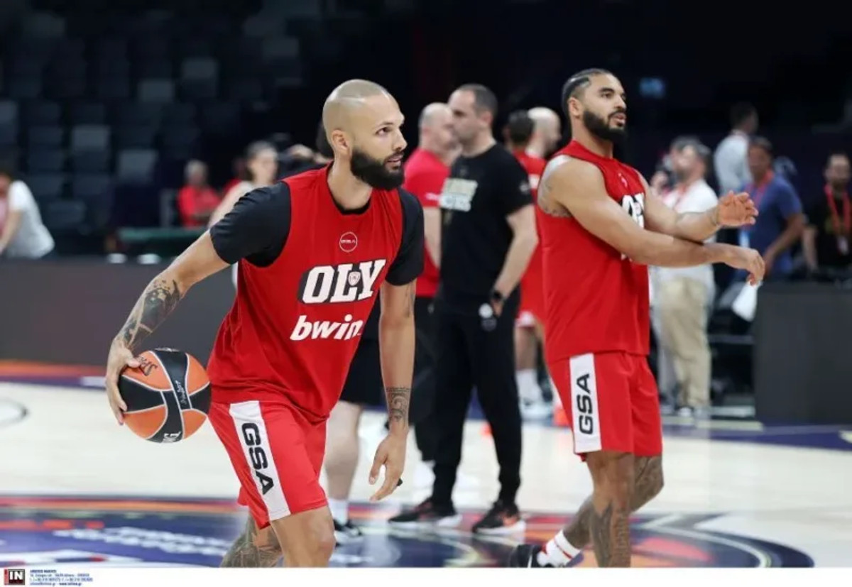 Φουρνιέ: &quot;Βγήκαμε πρώτοι, γιατί να αλλάξουμε;&quot; - Τι είπε ο Παπανικολάου