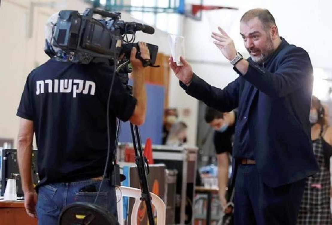 Αποβολή και ξέσπασμα του Δέδα στο Ισραήλ