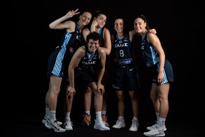 Εθνική Γυναικών: Η φωτογράφιση για τη FIBA πριν από το τζάμπολ στο Eurobasket