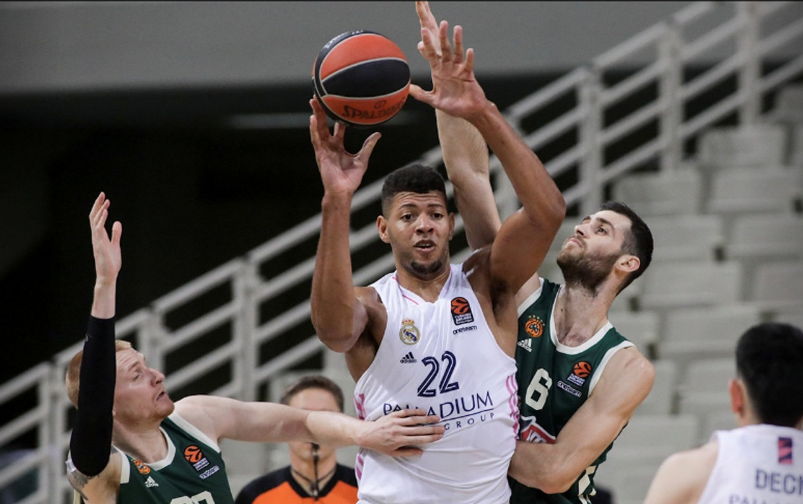 Έντι Ταβάρες: Τα κατορθώματα του MVP της εβδομάδας στην EuroLeague (vid)
