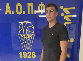Από τον Κολοσσό Ρόδου στο Παλαιό Φάληρο ο Κώστας Οικονομόπουλος!