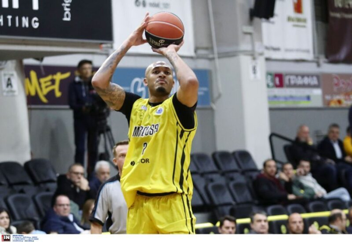 Με άλλη εικόνα στο β&#039; μέρος, το Mαρούσι 82-71 τη Σαμπάχ (pics)