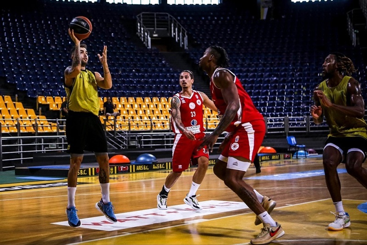 Τολιόπουλος: &quot;Να ζήσουν όλοι την ατμόσφαιρα στο Nick Galis Hall&quot;!