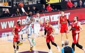 EuroCup: Βγήκε η πρώτη φιναλίστ, 76-74 η Τουρκ Τέλεκομ την Προμετέι (vids)
