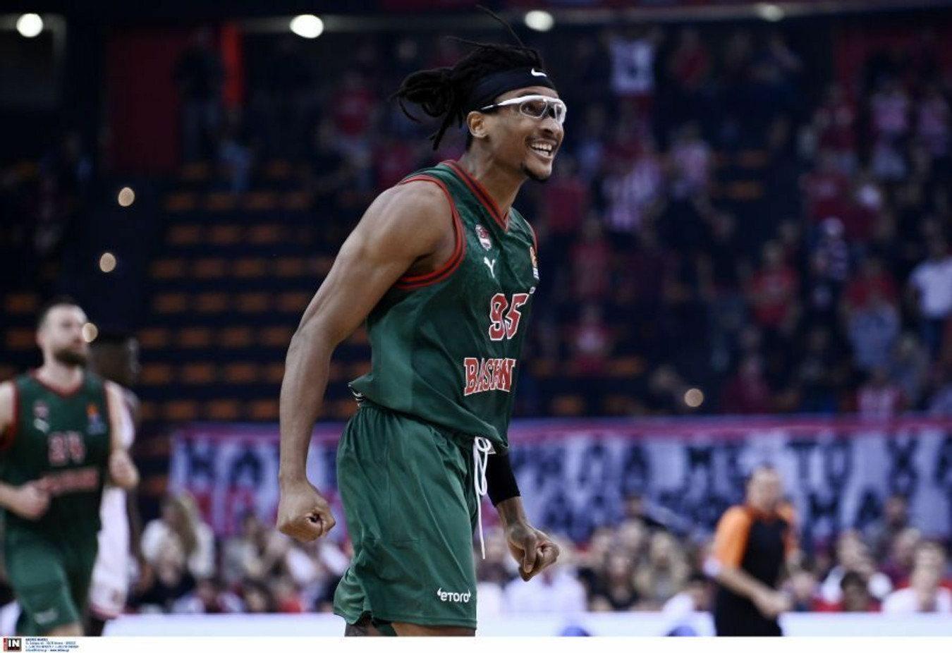 Euroleague: Όταν ο Μονέκε ζήτησε υπογεγραμμένη μπλούζα από τον Τεόντοσιτς