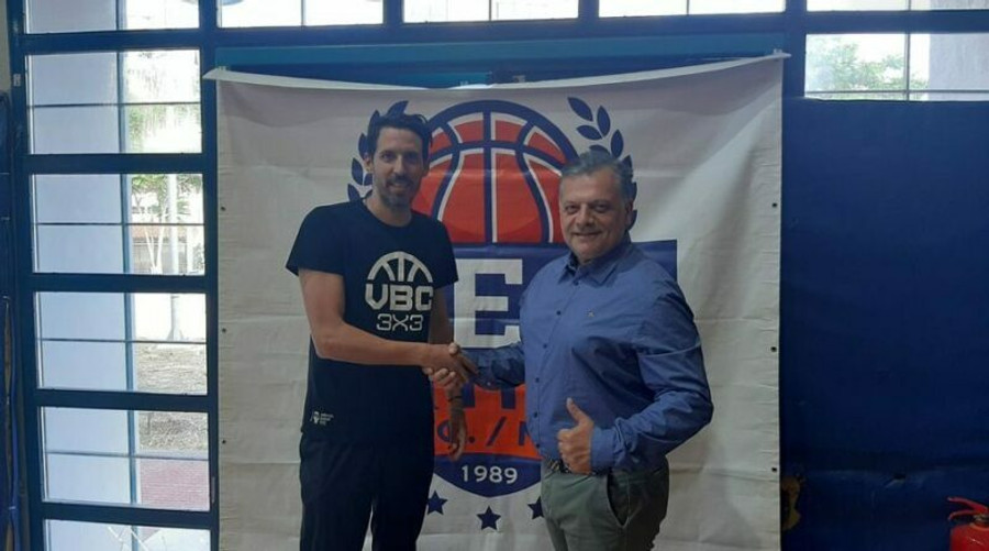 Μπάρτζος: "Πρόταση για το ελληνικό μπάσκετ η ΦΕΑ"