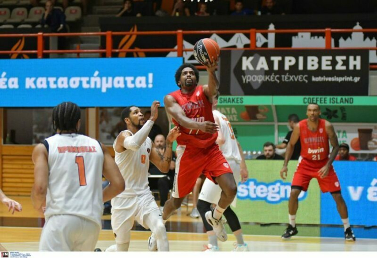 Ο Ολυμπιακός φιλικό 81-72 επί του Προμηθέα στην Πάτρα (gallery)