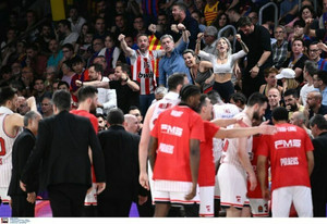 Η ξεχωριστή καλημέρα του Ολυμπιακού και τα συγχαρητήρια της Εφές (vid)