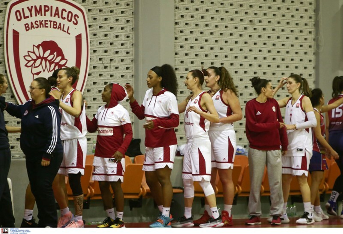 ΕΟΚ: Πρωταθλητής στις Γυναίκες ο Ολυμπιακός, στην Basket League Μεσολόγγι-Διαγόρας