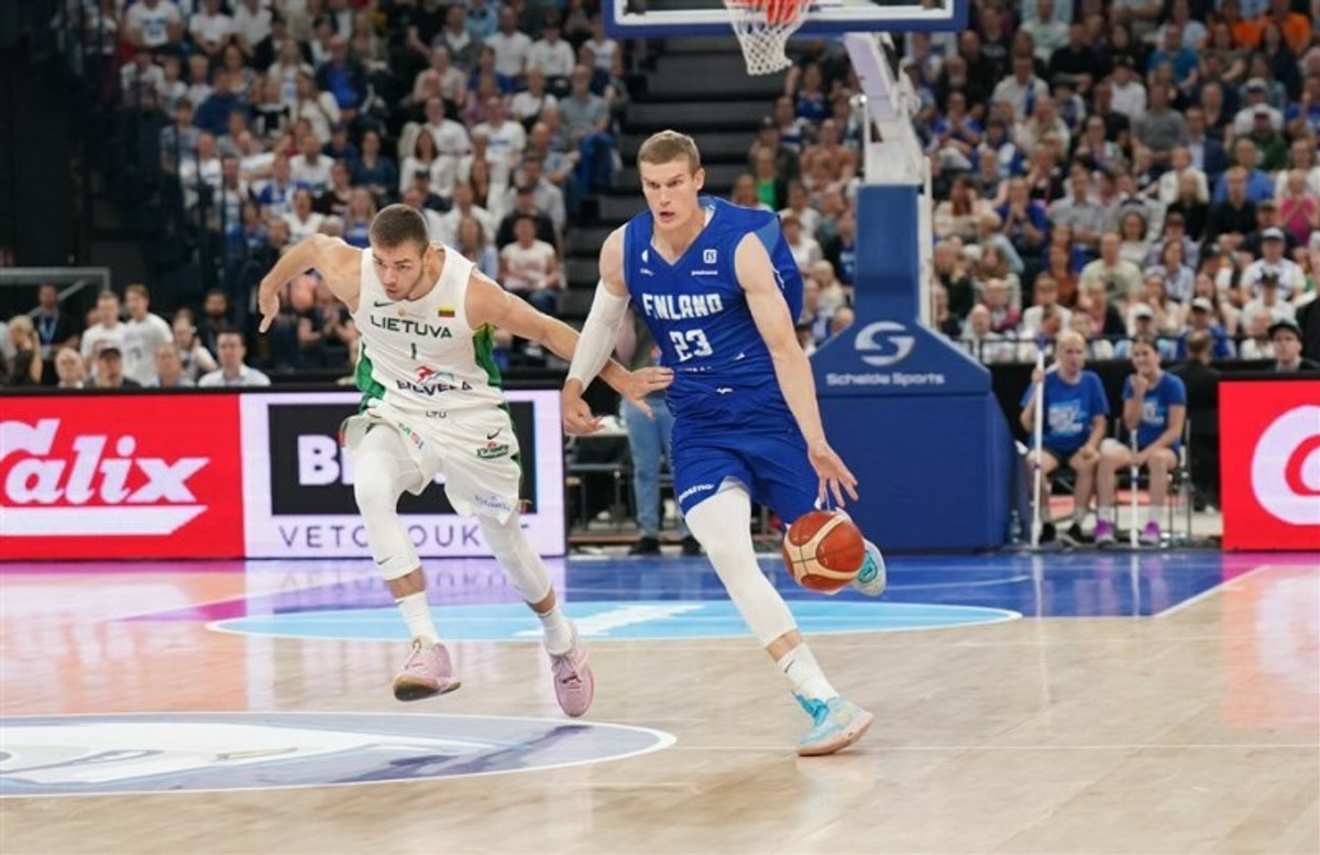 Με ρεκόρ θεατών και buzzer η Φινλανδία 81-79 τη Λιθουανία (vid)