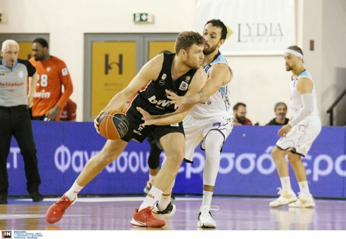 Basket League: Ξανά MVP ο Σάσα Βεζένκοφ! (pic)