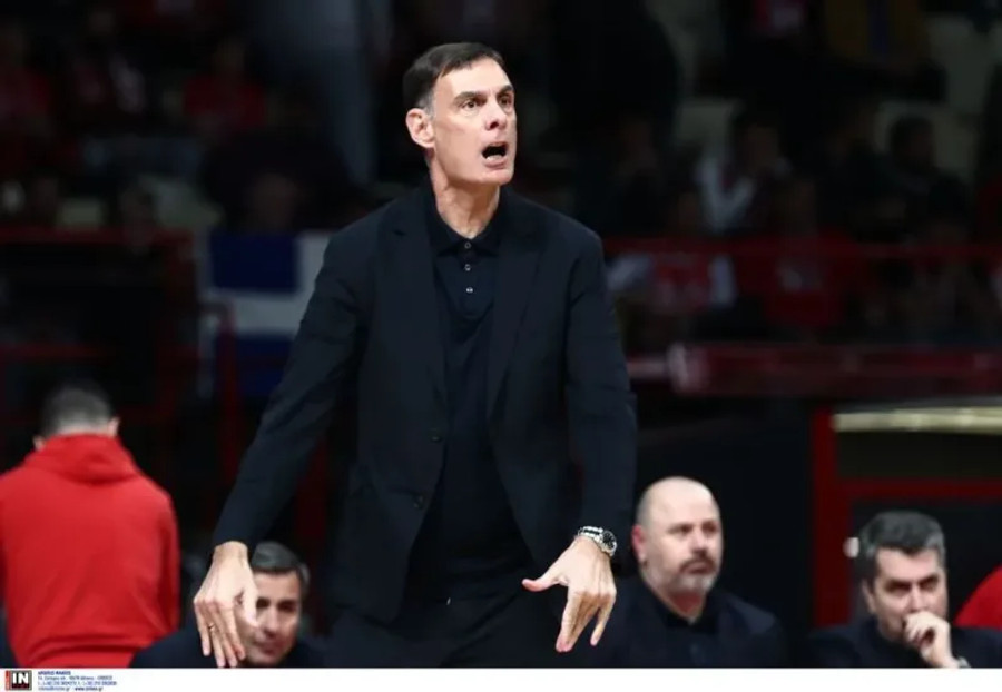 Μπαρτζώκας: "Παίξαμε σαν κακομαθημένη ομάδα" (vid)
