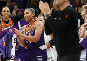 WNBA: Έγραψε ιστορία η Αλίσα Τόμας με 3ο σερί τριπλ-νταμπλ! (vids)