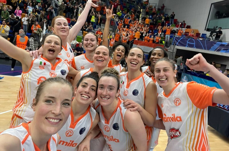 EuroLeague Γυναικών: Τρίτη η Φαμίλα Σκίο των Ελλήνων με "τρελό" buzzer (vid)