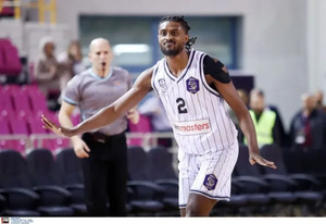 Στους &quot;4&quot; ο παθιασμένος ΠΑΟΚ, 84-65 την... αγνώριστη ΑΕΚ (vids)