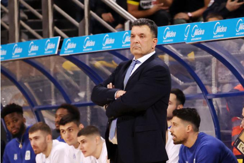 Αγγέλου: "Η ομάδα μας έχει ένα πρόβλημα, δε βγάζει ανακοινώσεις" (vid)