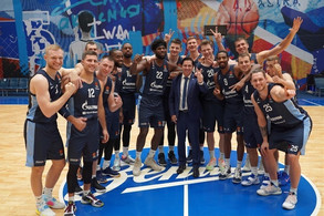 Σε καραντίνα η Ζενίτ: Οκτώ παίκτες και τρεις προπονητές θετικοί!