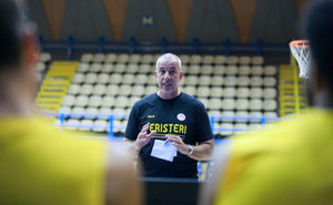Λιμνιάτης: &quot;Να αποκτήσουμε ταυτότητα και να παλεύουμε για κάθε μπάλα&quot;