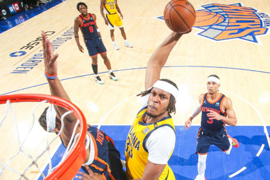 Το κάρφωμα του Μάιλς Τέρνερ στην κορυφή του NBA Top-5 (vid)