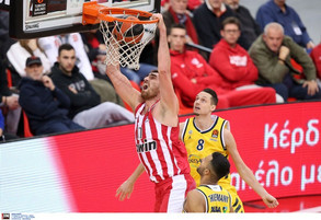 Η Άλμπα 93-86 τον Ολυμπιακό, που πρέπει να αλλάξει πολλά ο Μπαρτζώκας