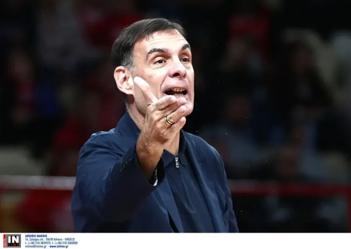 Ο Μπαρτζώκας 1ος προπονητής του Ολυμπιακού σε αγώνες στη Stoiximan GBL