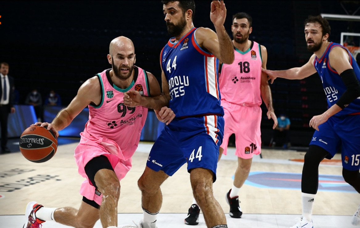 Με Ντεκ, Πάνγκος και &quot;διπλό&quot; Καλάθη οι καλύτερες ασίστ του Ιανουαρίου (vid)