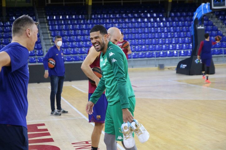 Η Μπαρτσελόνα 82-53 την Μπέτις πριν από τον Ολυμπιακό