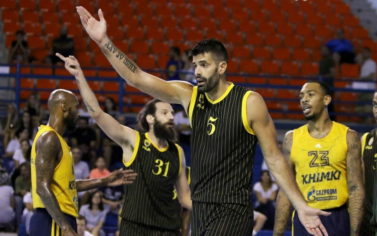 Σάκοτα: &quot;Δεν πρέπει να πάρουν… αέρα τα μυαλά μας&quot;