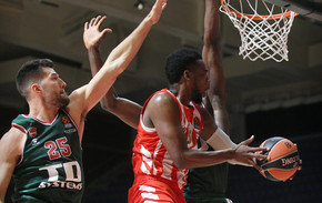 Τζόρνταν Λόιντ: Τα κατορθώματα του MVP της 2ης αγωνιστικής (vid)