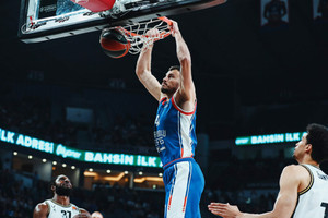 Συνεχίζει να ελπίζει για playoffs η Εφές, 86-67 τη Βίρτους (vid)