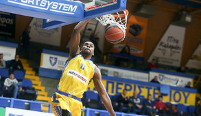 Περιστέρι: Τα καλύτερα καρφώματά του στο BCL! (video)