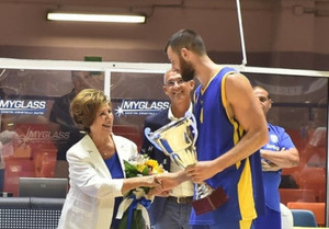 Ηττημένο, αλλά &#039;&#039;κουπάτο&#039;&#039; το Περιστέρι στο Μπρίντιζι (pic)
