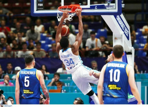 Ελλάδα-Ουκρανία 99-79: Πρώτη και αήττητη με νέο ρεκόρ του super Γιάννη! (Pics)