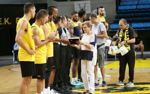 AEK-Λαύριο 77-72: Ένα ματς χωρίς ηττημένους (pics)