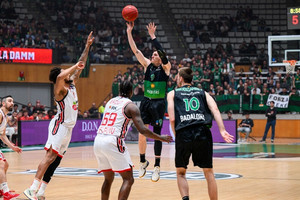 EuroCup: Στους &quot;4&quot; η Μπανταλόνα, 82-74 τη Χάποελ Τελ Αβίβ, ένταση στις εξέδρες (pics &amp; vids)