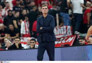 Μπαρτζώκας: &quot;Κάναμε πολλά λάθη και χάσαμε το μυαλό μας&quot;