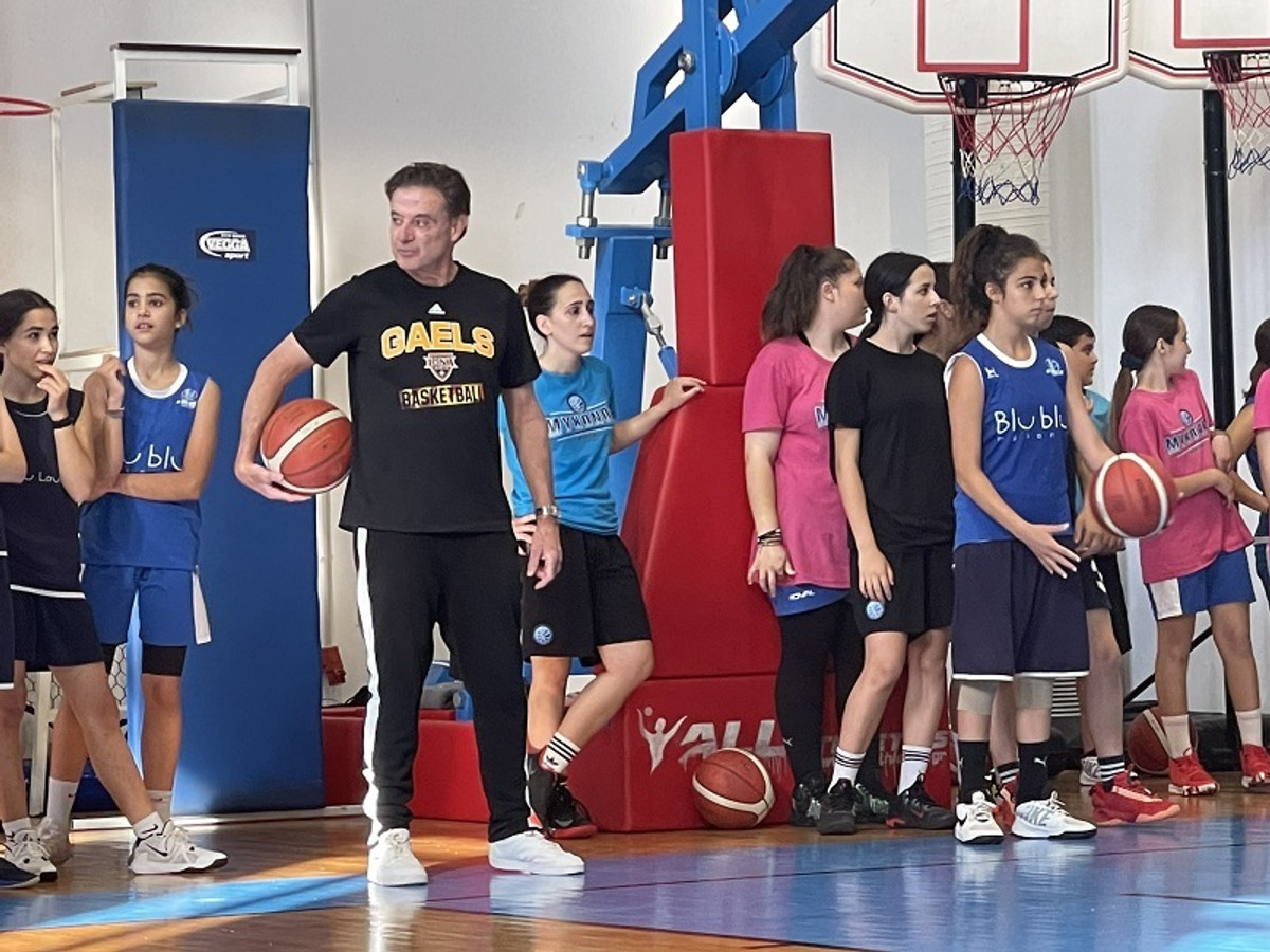 Στο Summer Camp του ΑΟ Μυκόνου ο Ρικ Πιτίνο (pic)