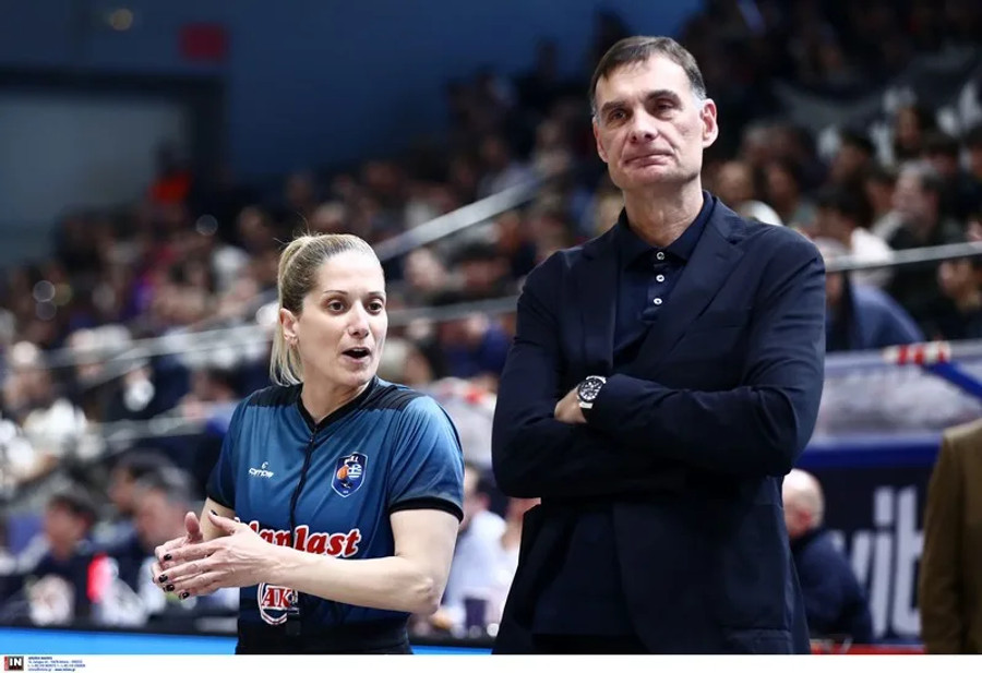 Μπαρτζώκας: "Ελπίζω τα παιχνίδια να γίνονται σε καλύτερες συνθήκες" - Τι είπε ο Φουρνιέ (vid)