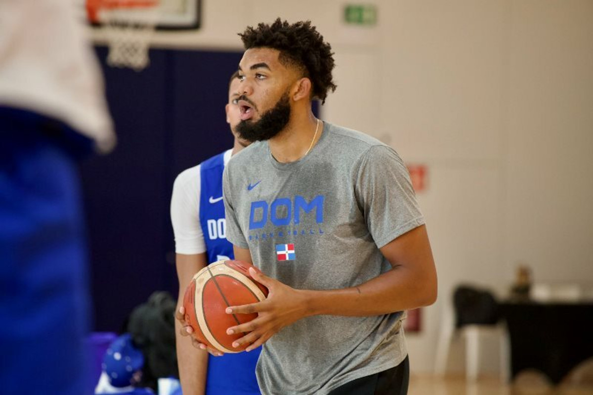 Με Τάουνς οι Δομινικανοί 94-88 τον Καναδά