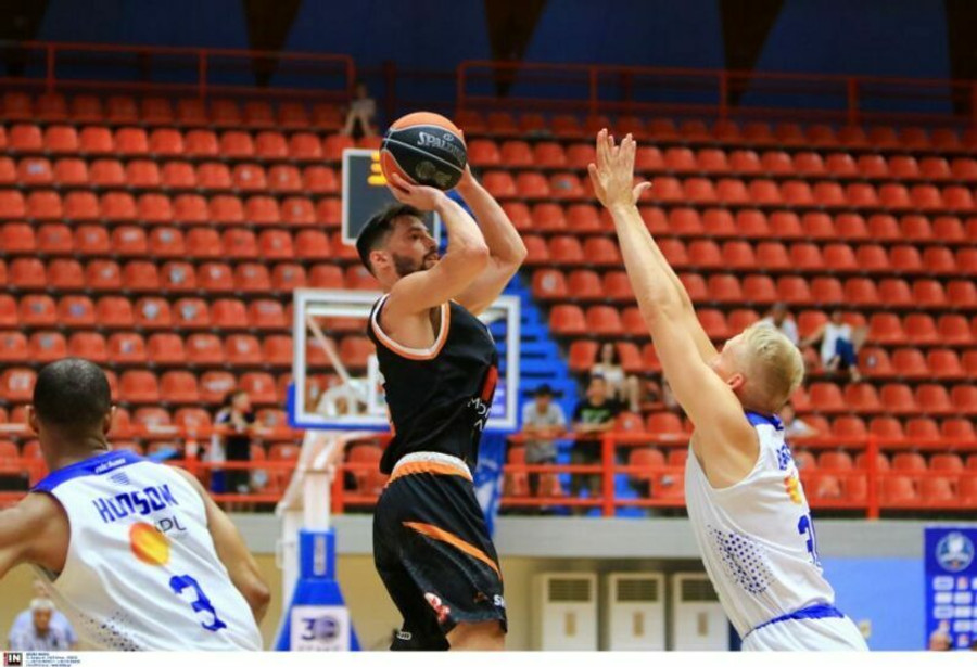 Με εκπληκτικό Γκίκα ο Προμηθέας 94-76 και 2-2 στη Λάρισα