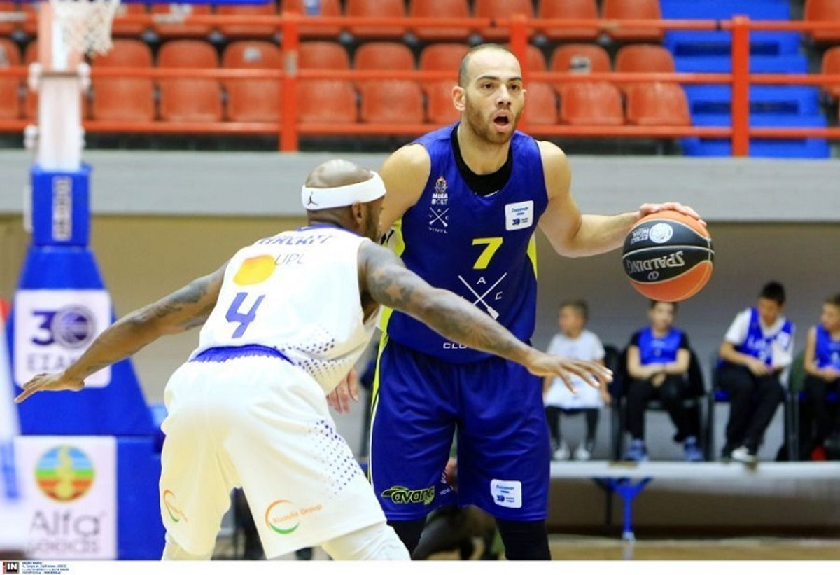 Stoiximan Basket League: Λαύριο-Λάρισα και ΑΕΚ-Απόλλων Π. την Κυριακή