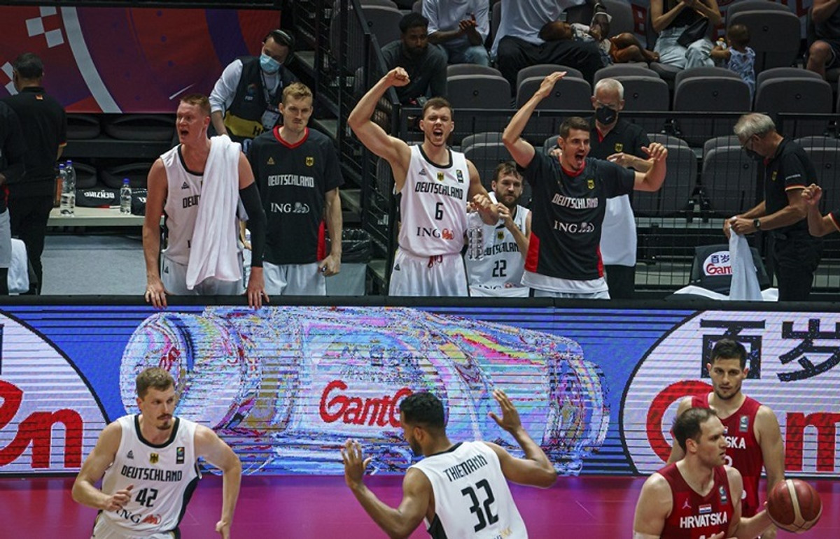 Η Γερμανία 86-76 απέκλεισε την Κροατία στο Σπλιτ (pics)