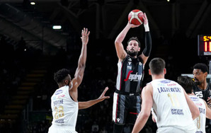 Εύκολα η Βίρτους Μπολόνια 103-76 την Μπρίντιζι του Σάκοτα (vid)